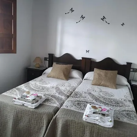 Viviendas Vacacionales La Casona De Tresninin Nava Exterior foto