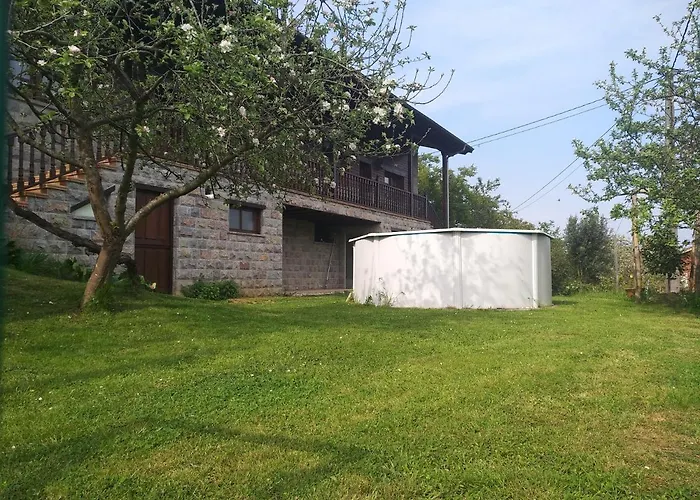 Viviendas Vacacionales La Casona De Tresninin