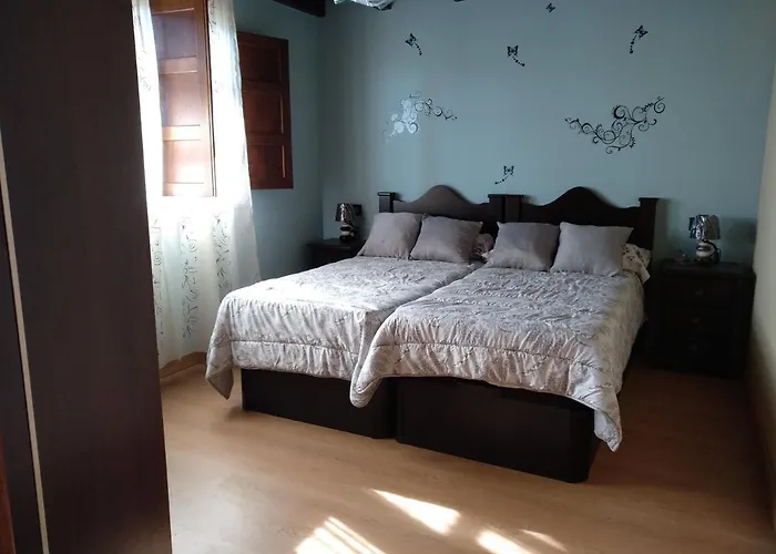 Viviendas Vacacionales La Casona De Tresninin